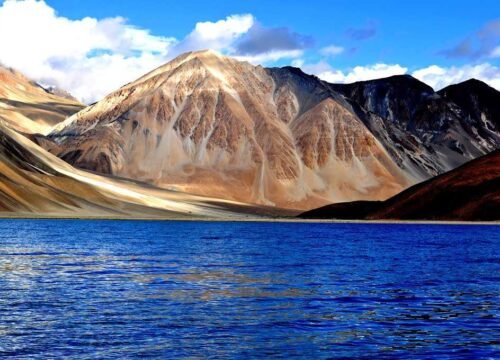 Srinagar to Leh Tour Package – Standard Leh Ladakh Car Tour Package