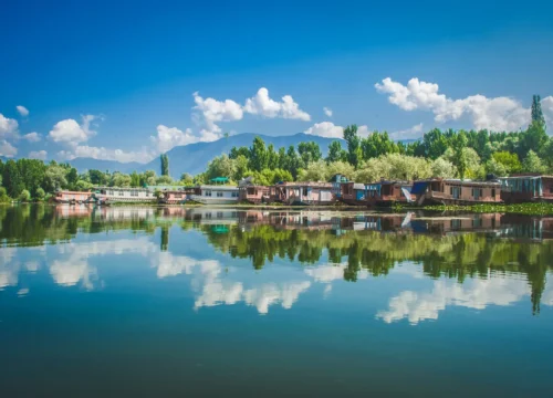 Srinagar Short Break : Escape to the Serene Beauty of the Valley