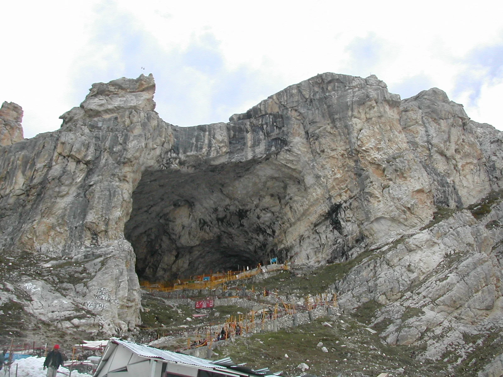 Amarnath Yatra Package : Journey to the Sacred Heights of Spiritual Serenity